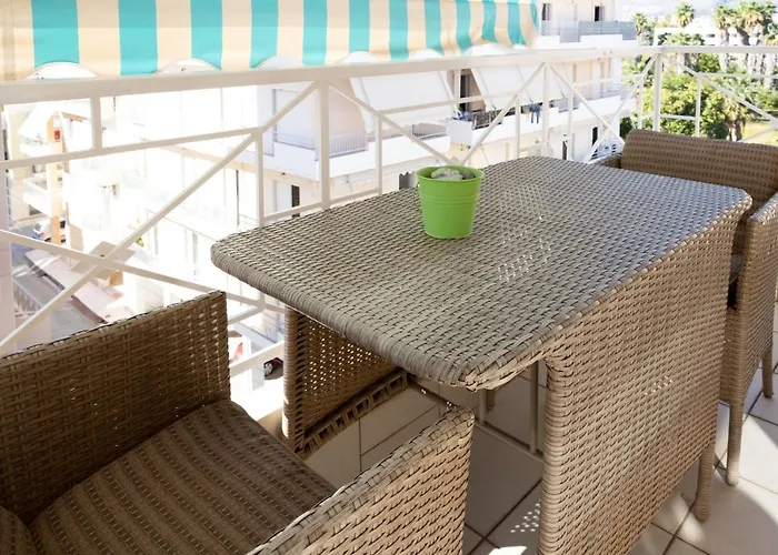 Seaside Penthouse In Apartament