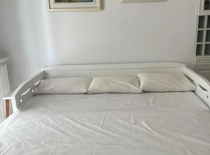 Seaside Penthouse In Kalamata